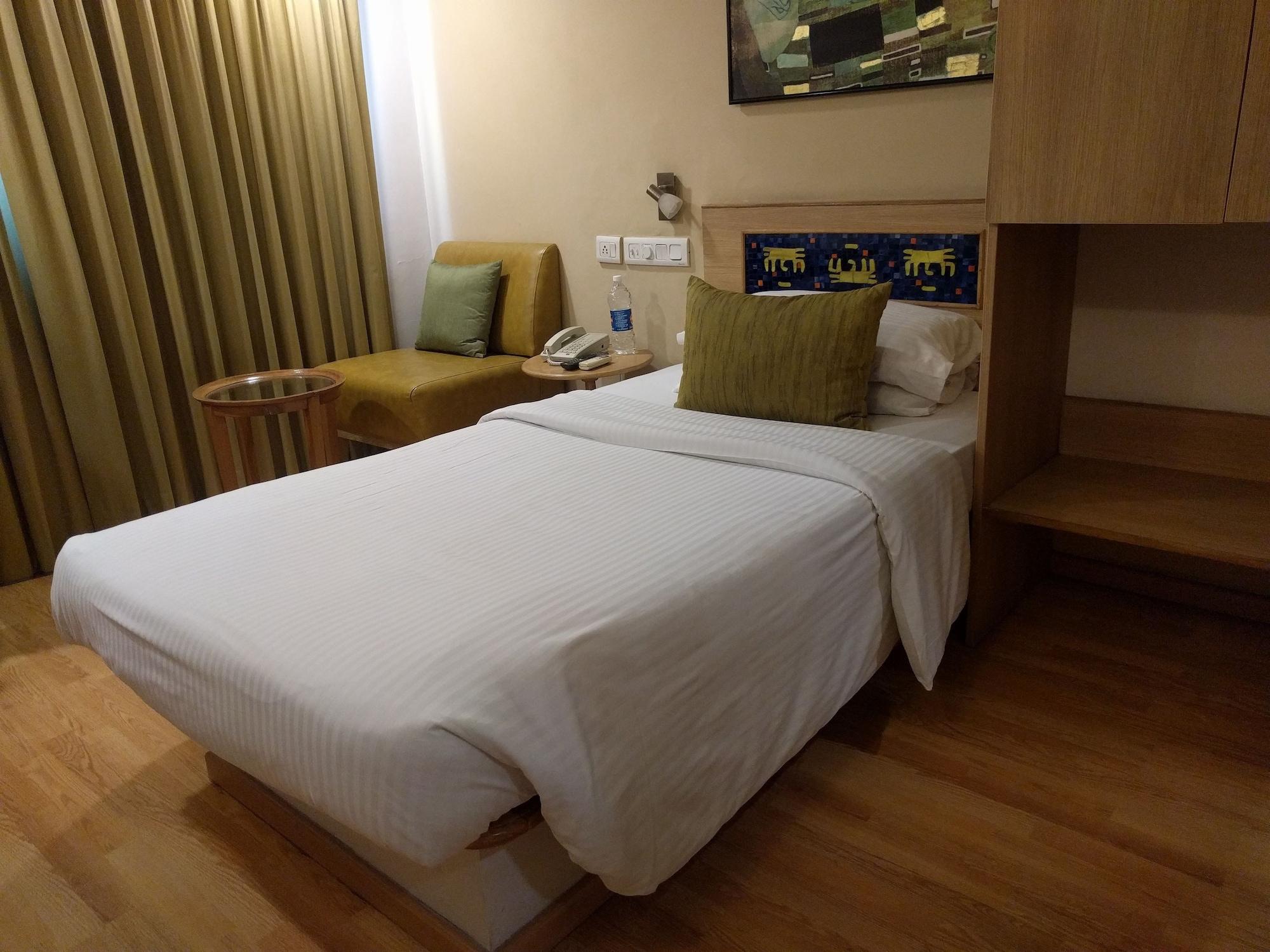 Lemon Tree Hotel, Udyog Vihar, Gurugram Gurgaon Eksteriør bilde