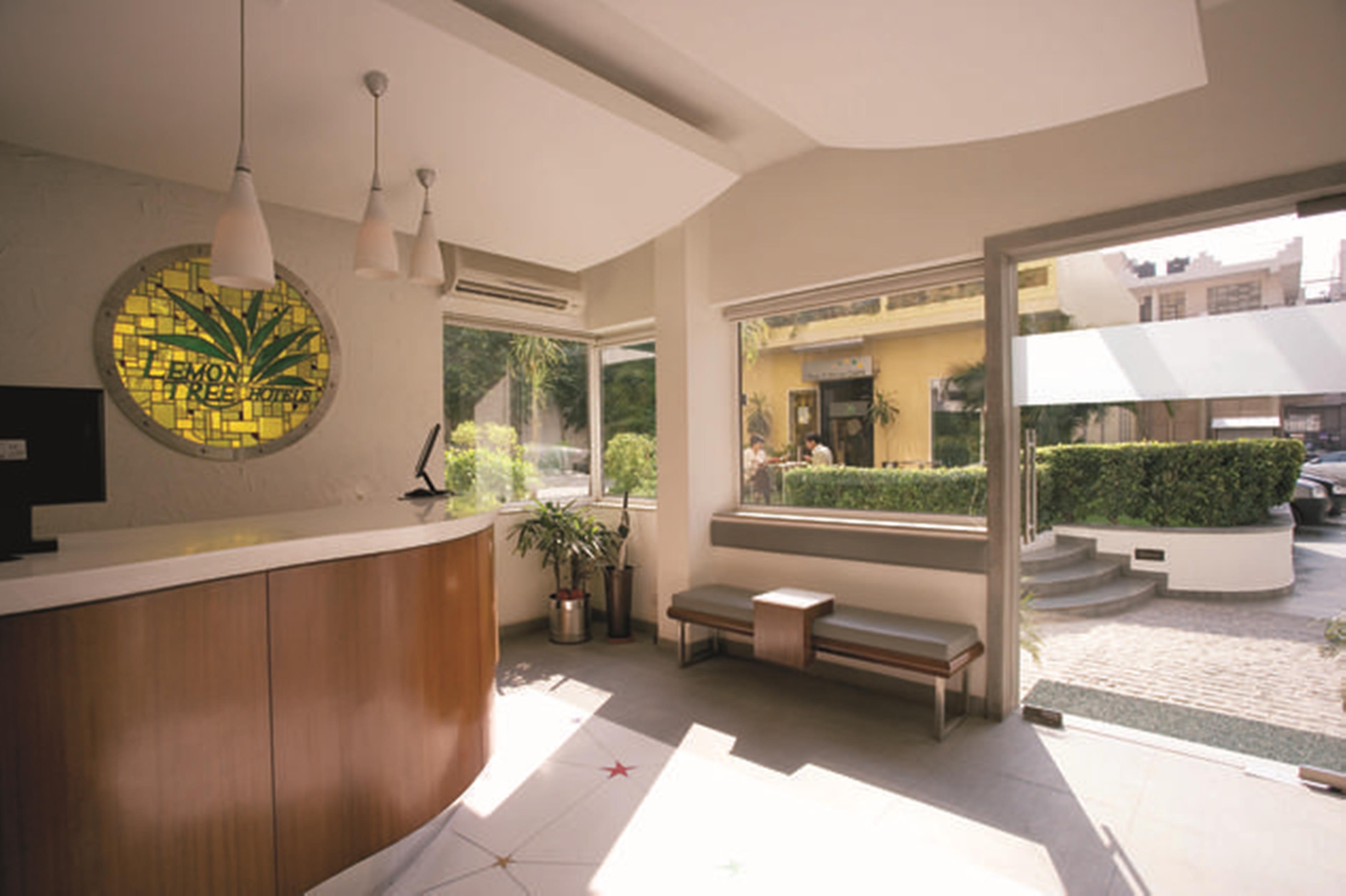 Lemon Tree Hotel, Udyog Vihar, Gurugram Gurgaon Eksteriør bilde