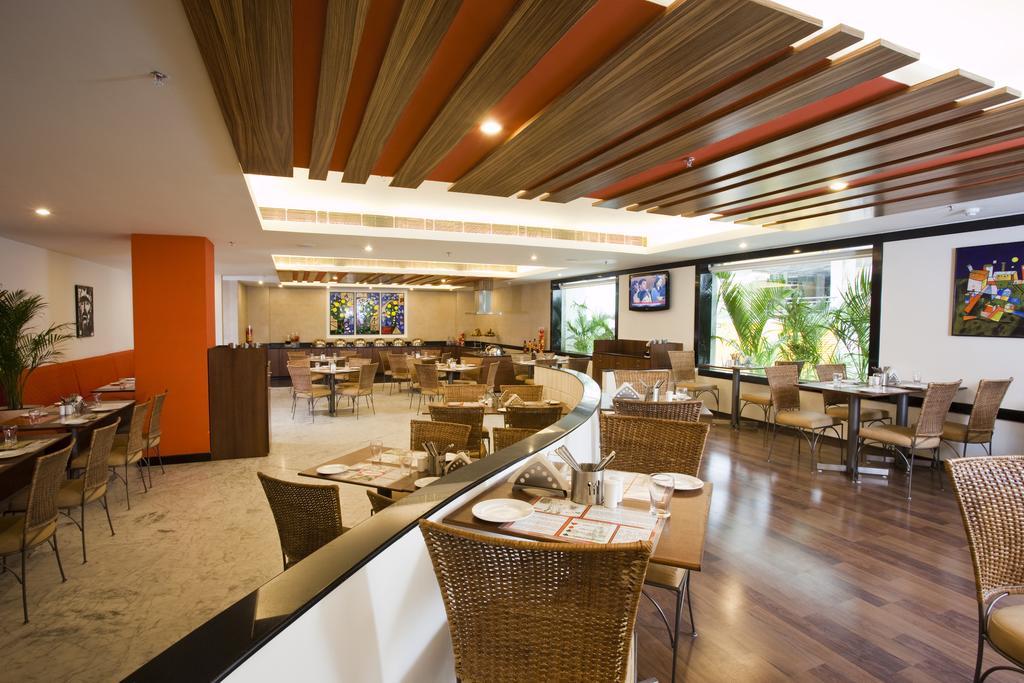 Lemon Tree Hotel, Udyog Vihar, Gurugram Gurgaon Eksteriør bilde