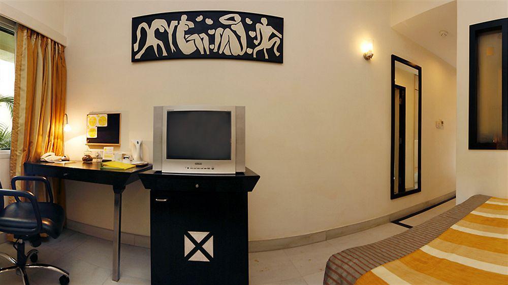 Lemon Tree Hotel, Udyog Vihar, Gurugram Gurgaon Eksteriør bilde